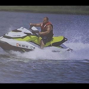 Meet your Posher, Jon